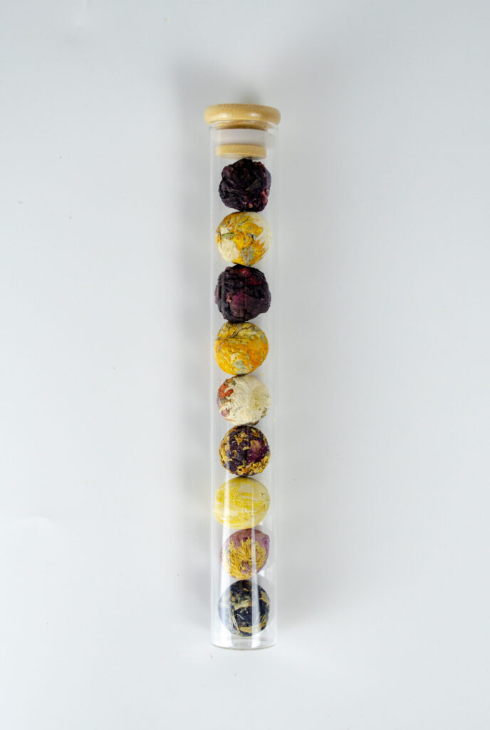 Flora Tea Bomb - 9 Pieces Sampling Set