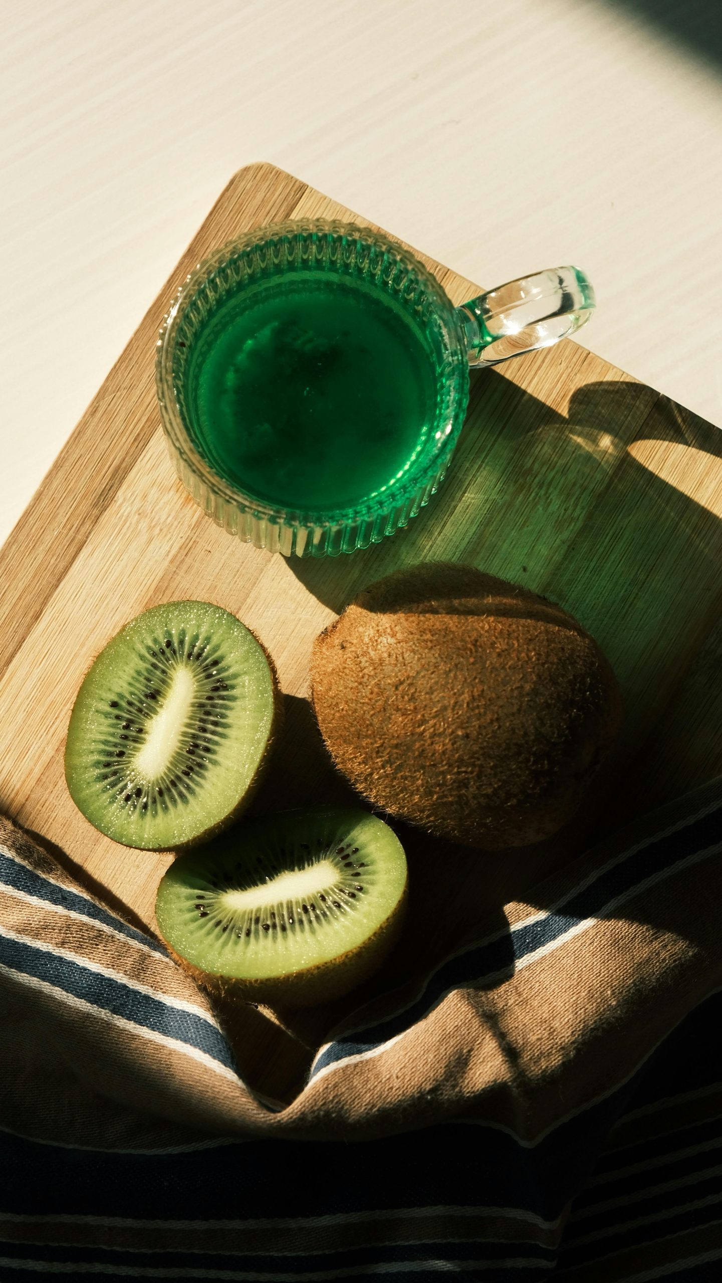 Kiwi and Lychee Fruit Tea